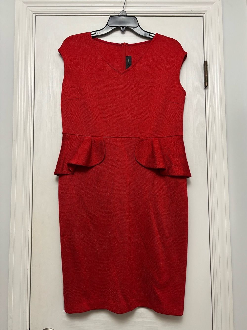 St. John Collection Metallic Knit Sheath Dress Peplum Ruffle V-Neck Size 8 - Picture 5 of 9